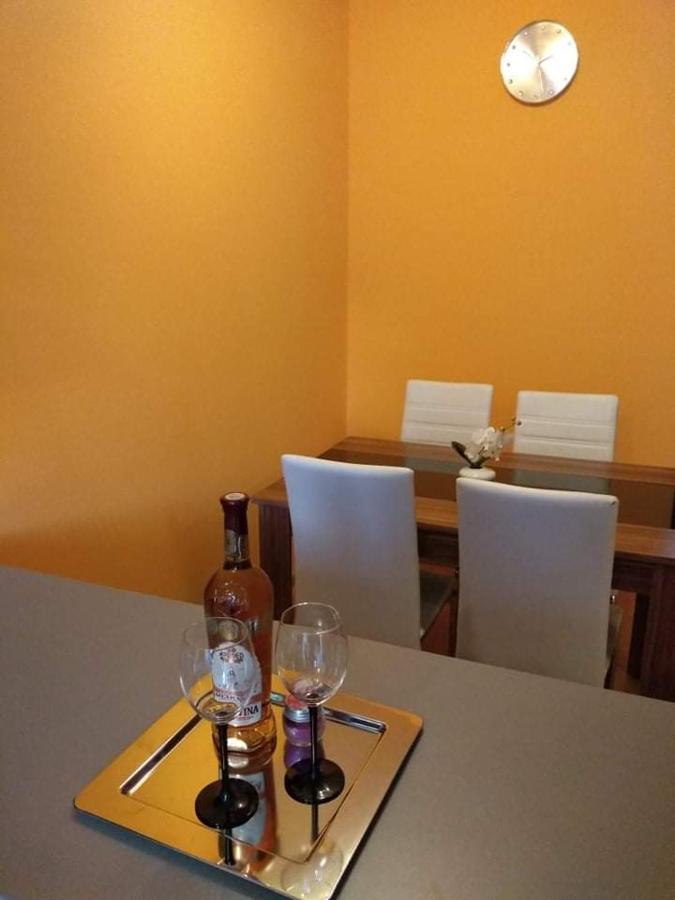 Apartman Naomi E12 Nova Lesna Luaran gambar
